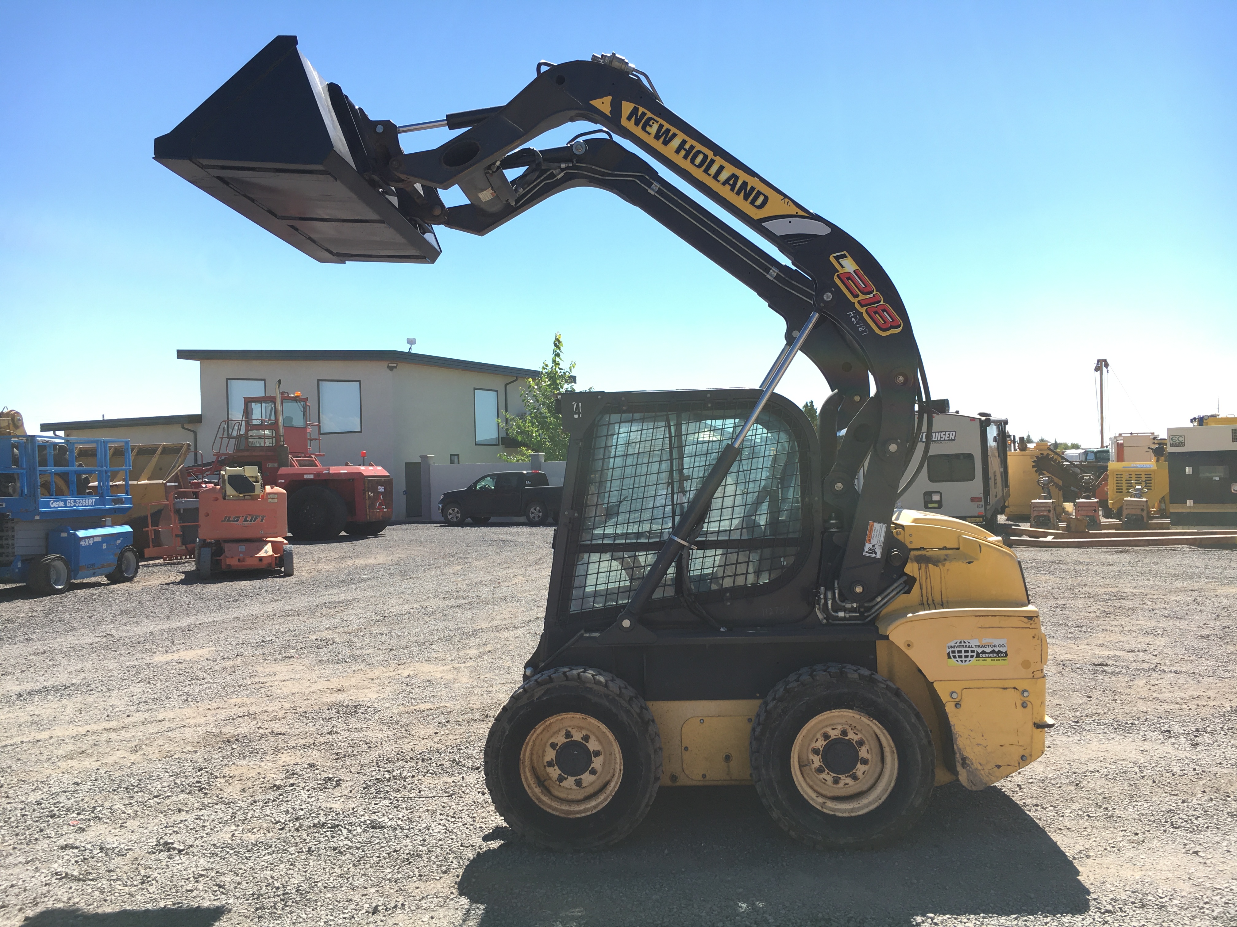 NEW HOLLAND L218